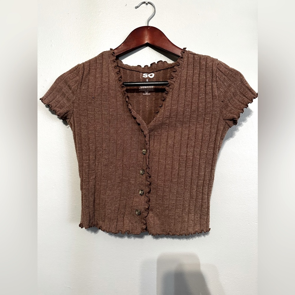 Cropped Brown Buttoned Shirt